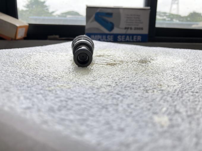 Heavy Equipment EXCAVATOR  hydraulic piston pump spare part  SK120-1 Distribution main valve for hydraulic pump 3